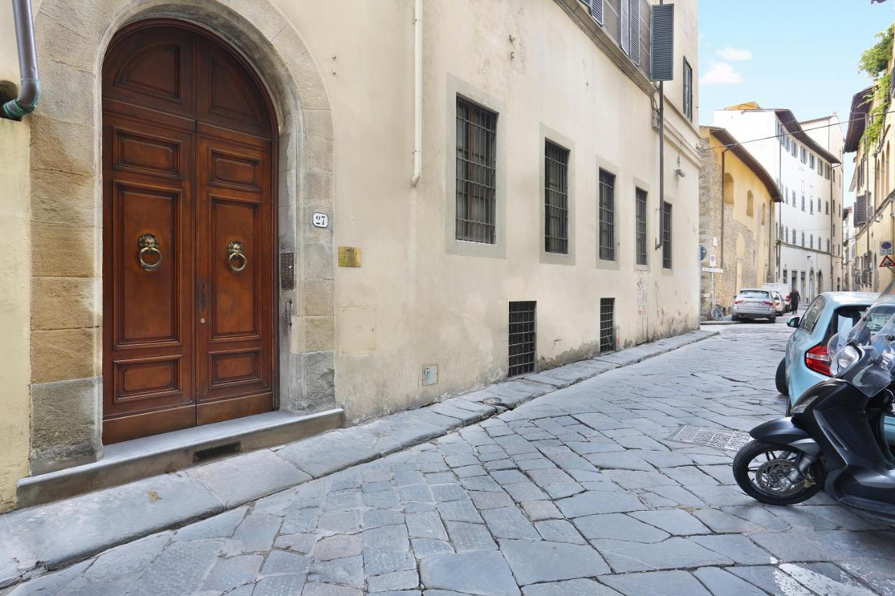 Apt. Perla - Pauline Suites, Palazzo Borghese ฟลอเรนซ์ ภายนอก รูปภาพ